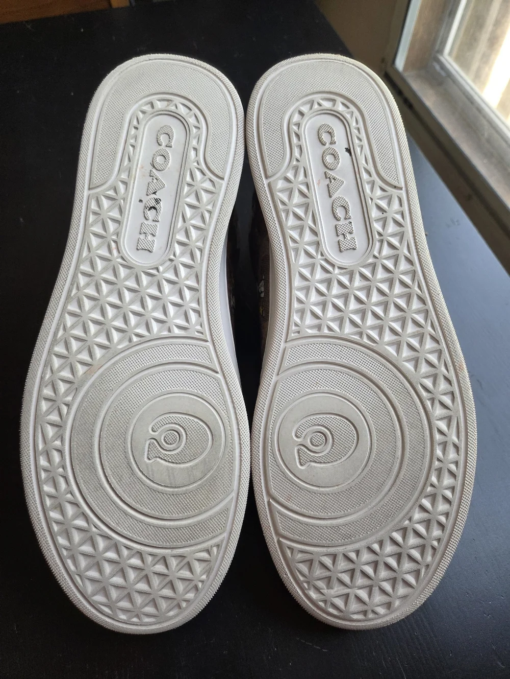 Coach × Peanuts Shoes - Picture 10 of 16